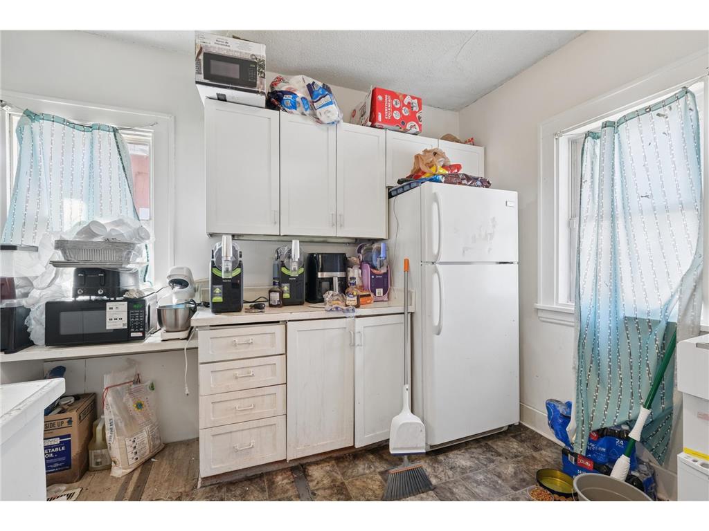 3427 Dupont Avenue N Minneapolis MN 55412 7042961 image10