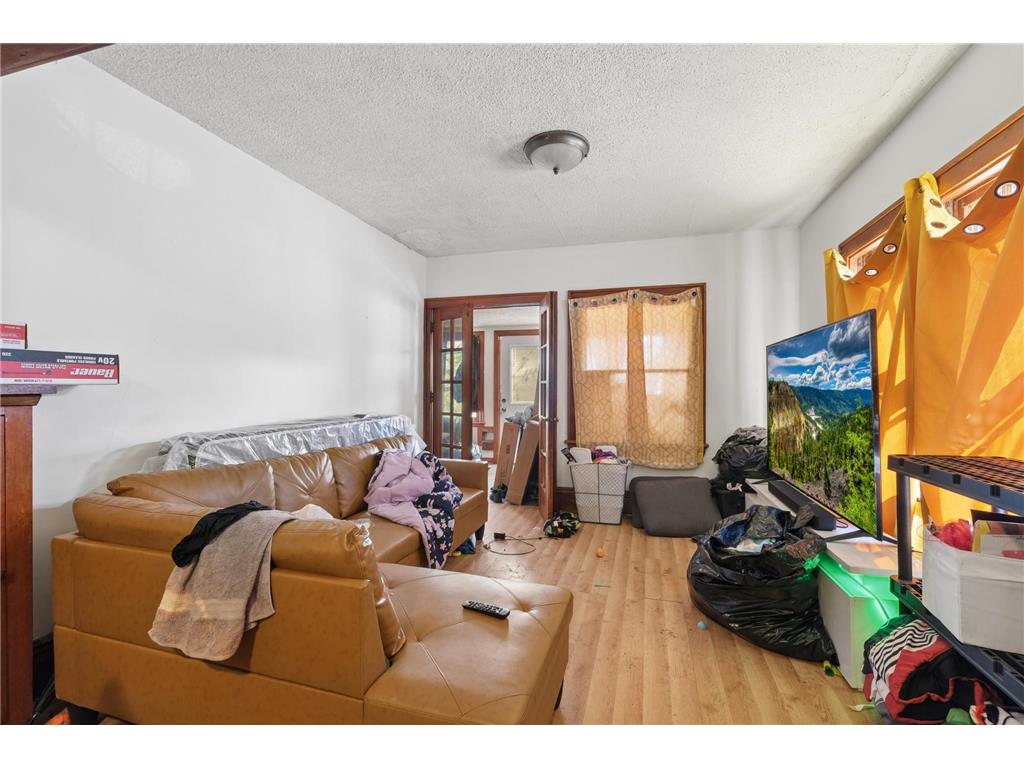 3427 Dupont Avenue N Minneapolis MN 55412 7042961 image3