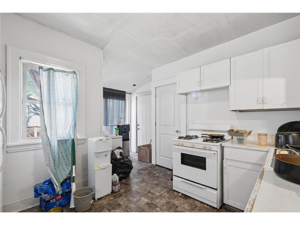 3427 Dupont Avenue N Minneapolis MN 55412 7042961 image8