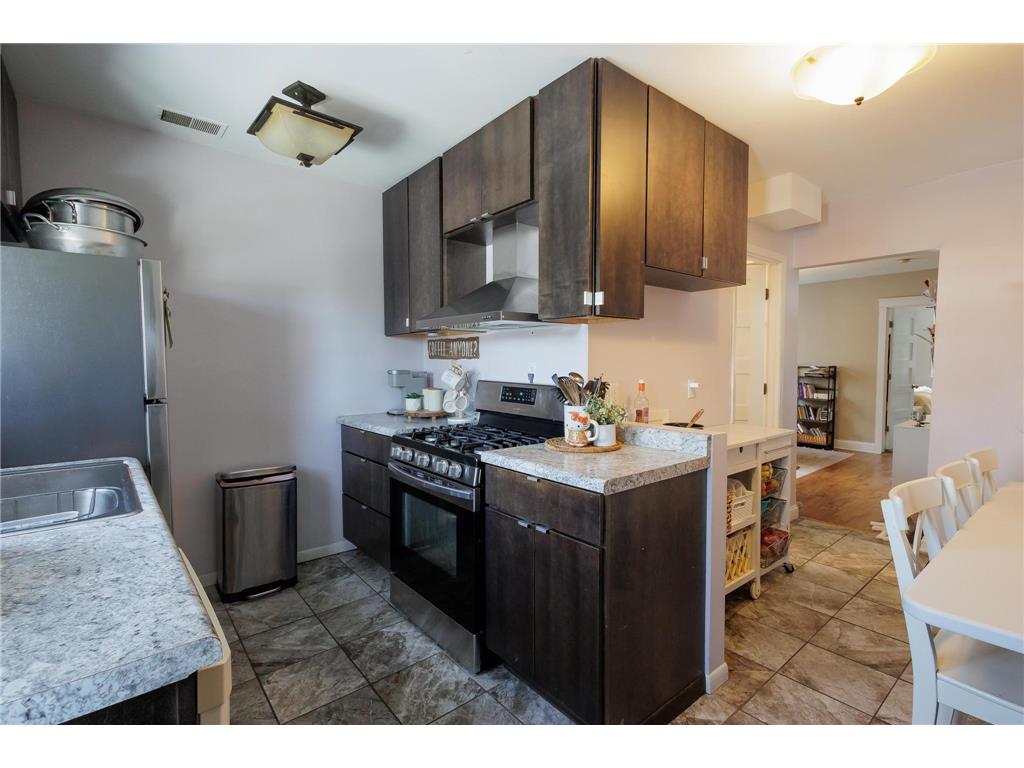 3427 Garfield Avenue Minneapolis MN 55408 7028764 image11