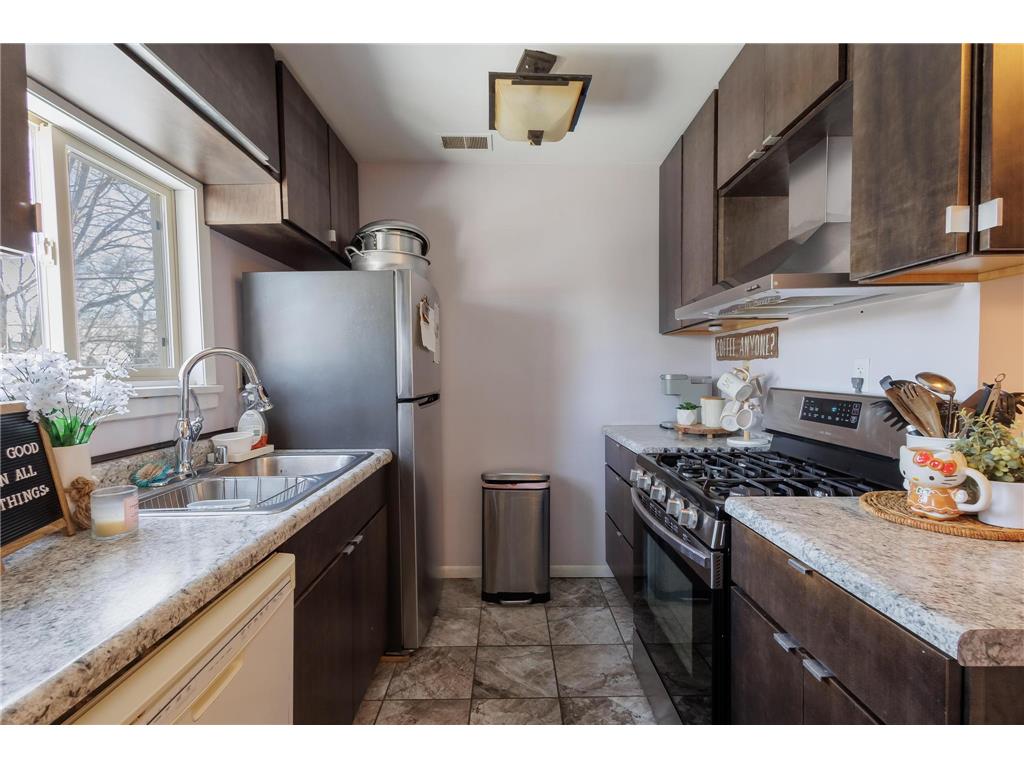 3427 Garfield Avenue Minneapolis MN 55408 7028764 image12