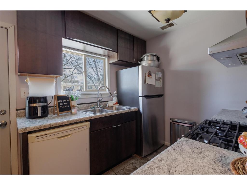 3427 Garfield Avenue Minneapolis MN 55408 7028764 image13
