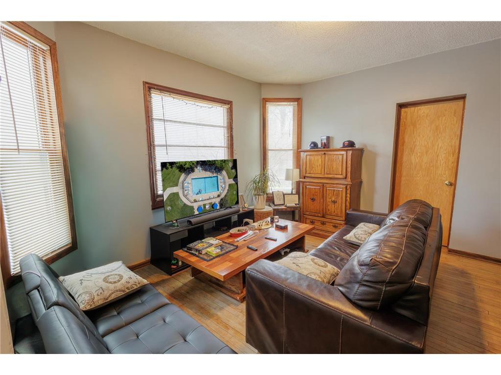 3427 Garfield Avenue Minneapolis MN 55408 7028764 image2