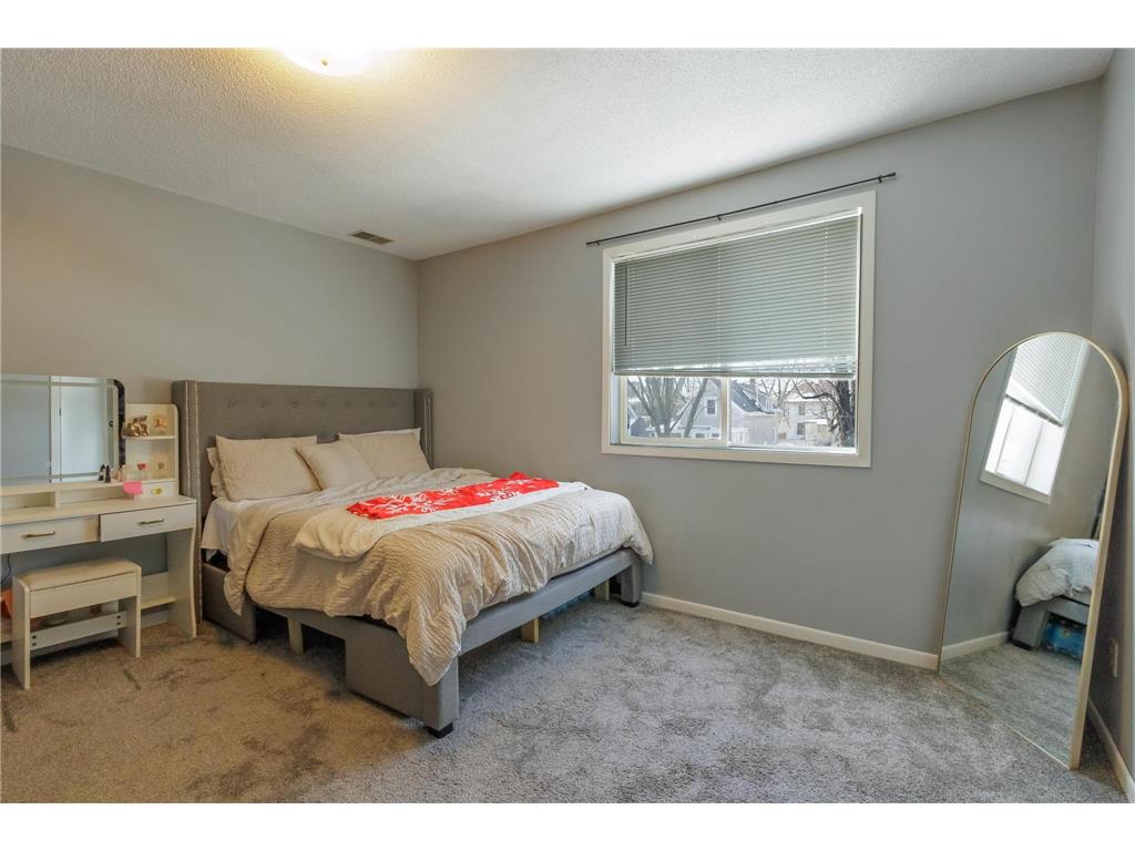 3427 Garfield Avenue Minneapolis MN 55408 7028764 image20