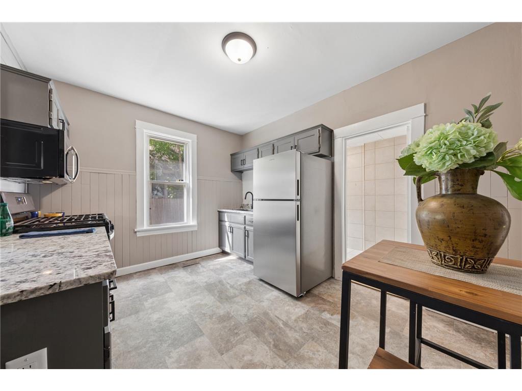3427 N 6th Street Minneapolis MN 55412 7068007 image6
