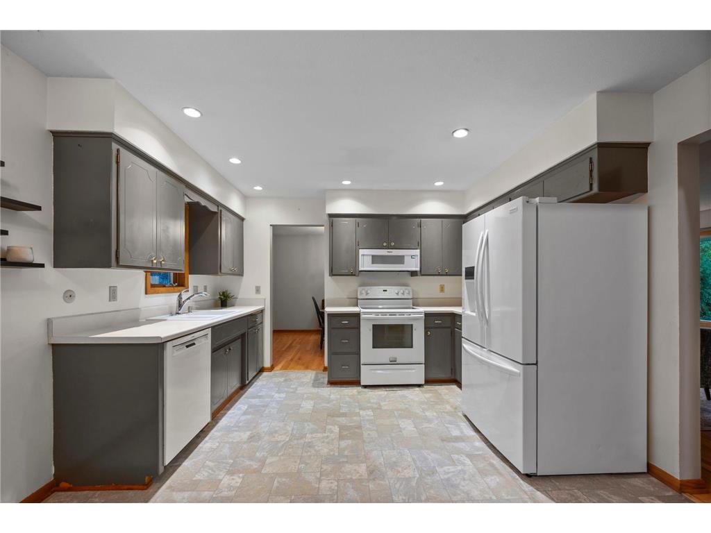 3427 Nancy Place Shoreview MN 55126 7096670 image20