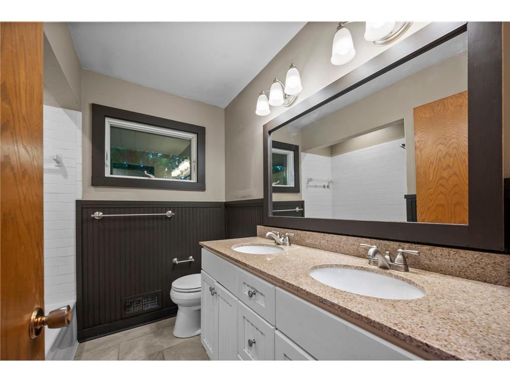 3427 Nancy Place Shoreview MN 55126 7096670 image23