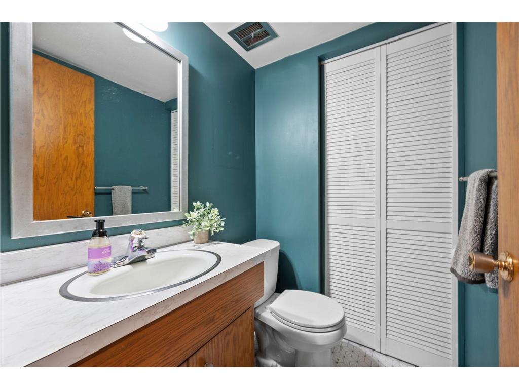 3427 Nancy Place Shoreview MN 55126 7096670 image40