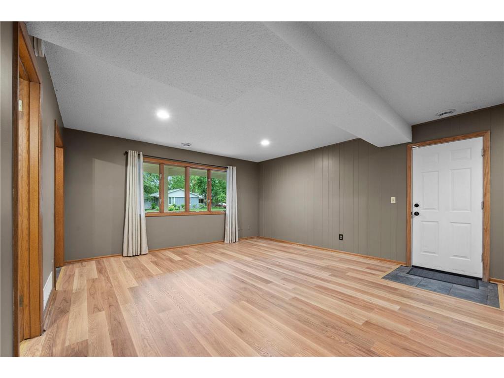 3427 Nancy Place Shoreview MN 55126 7096670 image42