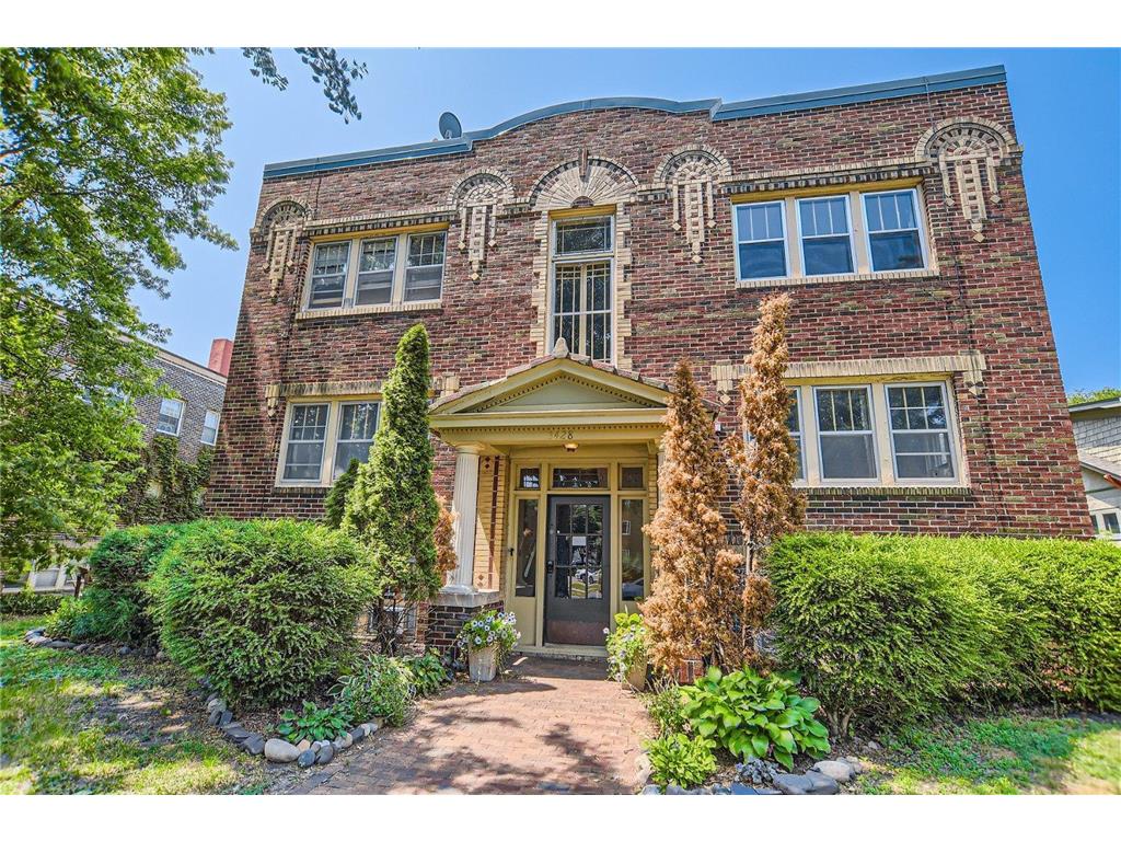 3428 Emerson Avenue S #2 Minneapolis MN 55408 6400281 image1