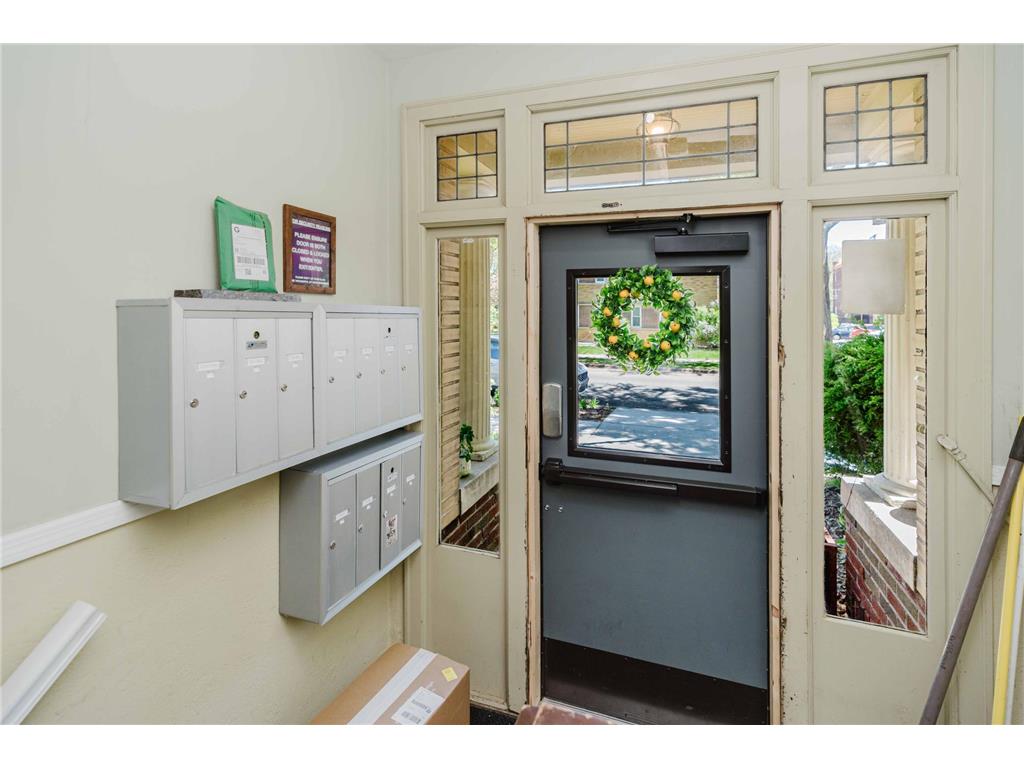 3428 Emerson Avenue S #2 Minneapolis MN 55408 7080800 image12