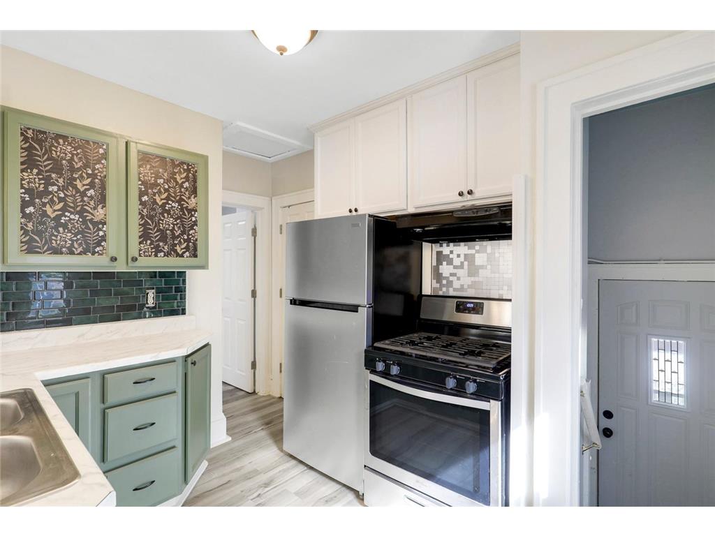 3428 Queen Avenue N Minneapolis MN 55412 7004886 image10