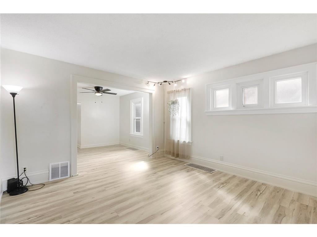 3428 Queen Avenue N Minneapolis MN 55412 7004886 image6