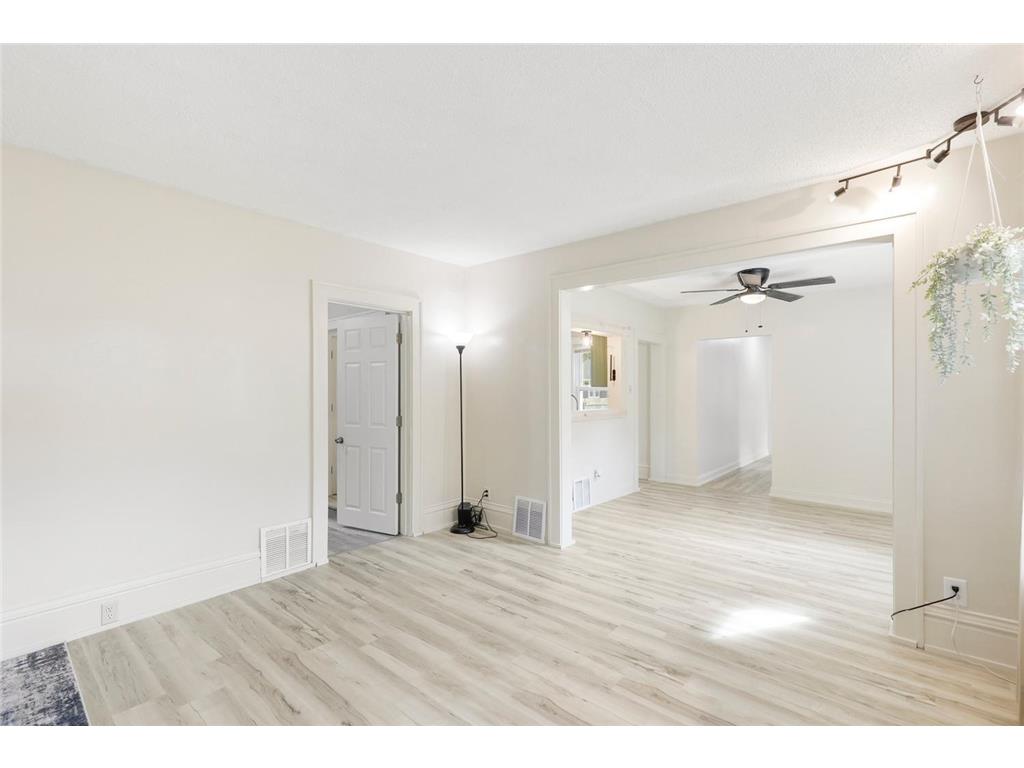 3428 Queen Avenue N Minneapolis MN 55412 7004886 image9