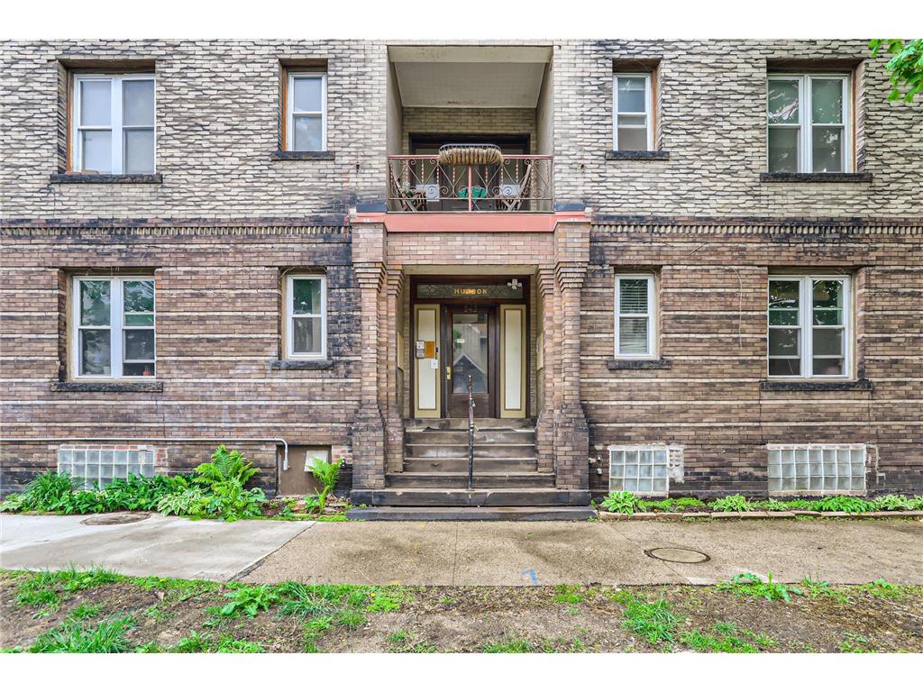 343 E 19th Street #4B Minneapolis MN 55404 6372071 image1