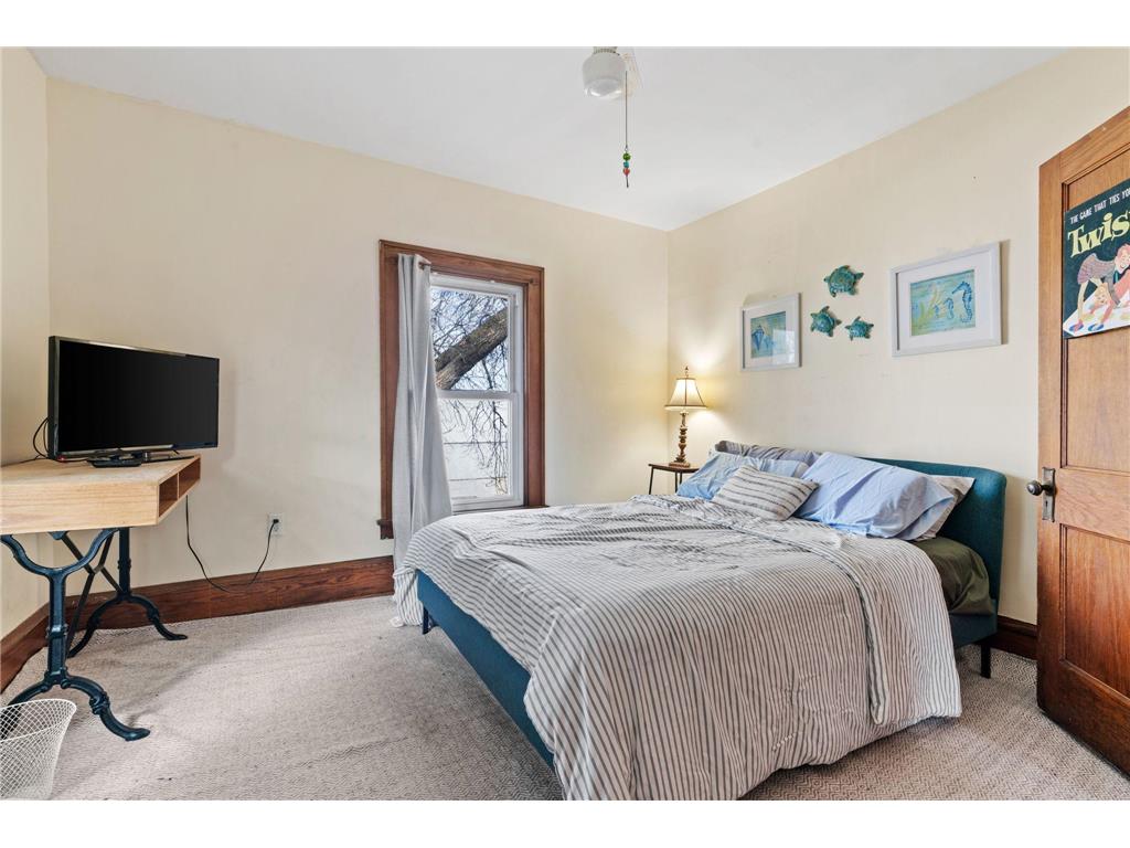 343 Garfield Street NE Minneapolis MN 55413 7027428 image25