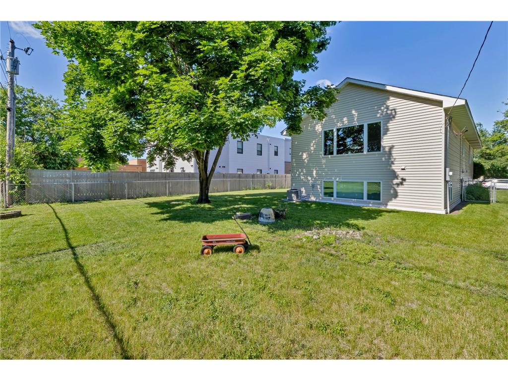 343 Pierce Street NE Minneapolis MN 55413 7093484 image33