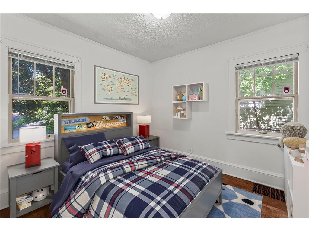 3431 Irving Avenue N Minneapolis MN 55412 7052693 image25