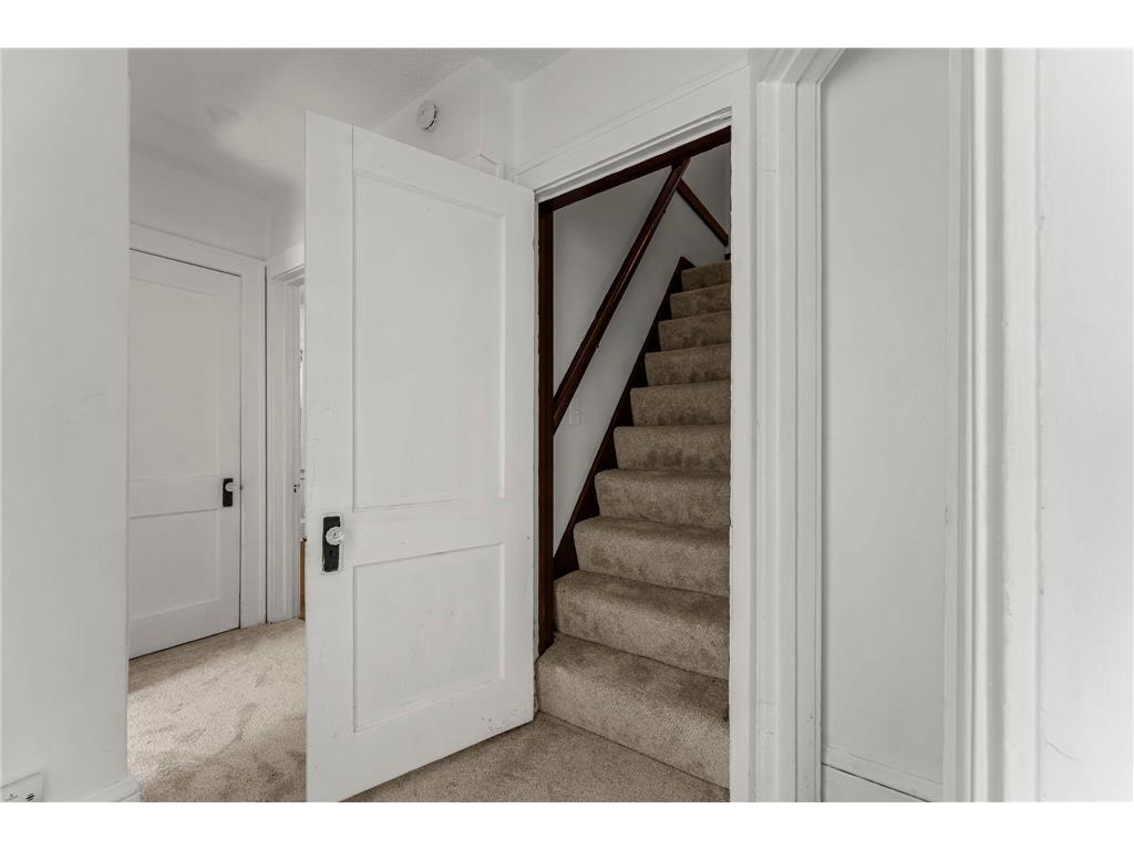 3431 Irving Avenue N Minneapolis MN 55412 7052693 image27