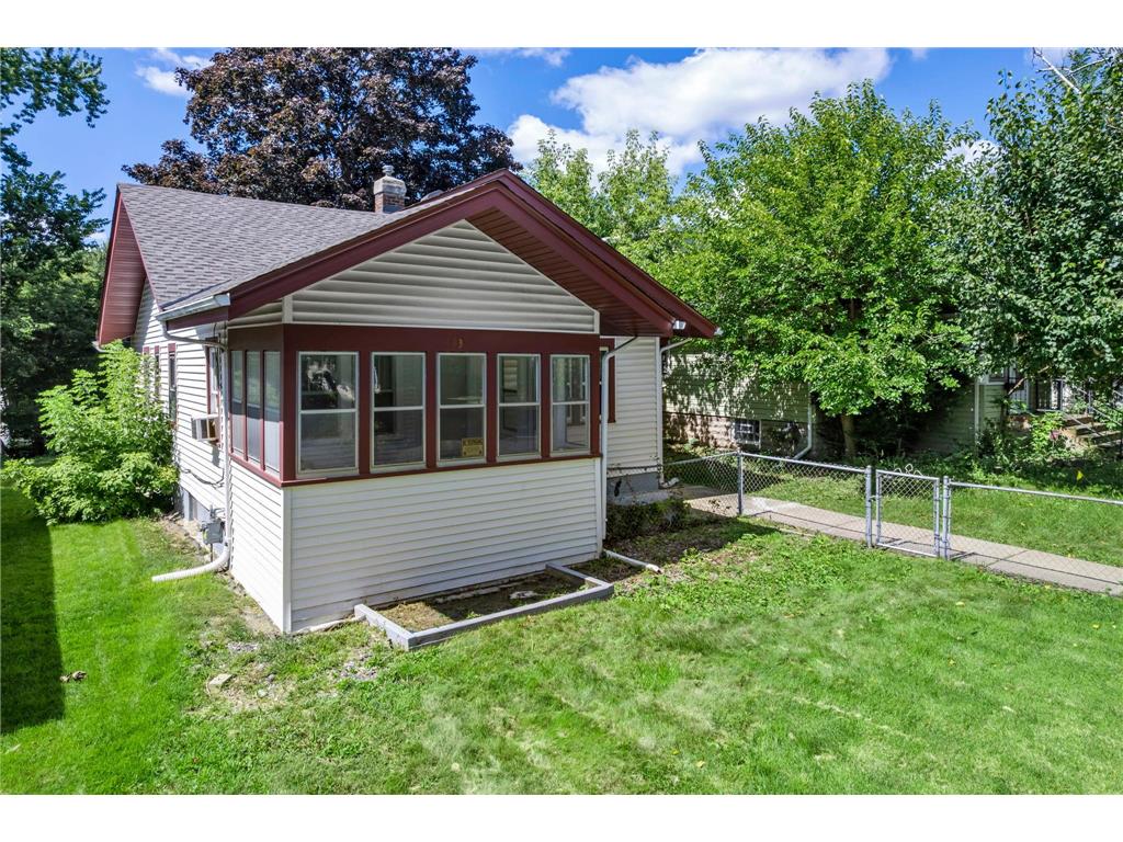 3431 Irving Avenue N Minneapolis MN 55412 7052693 image3