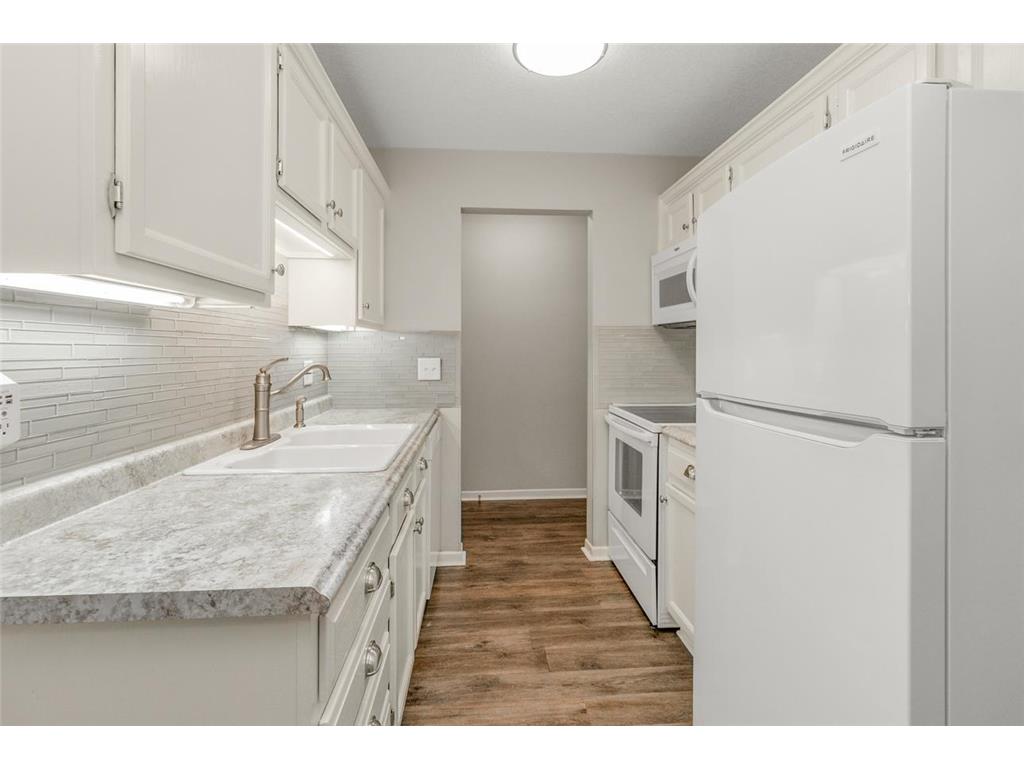 3431 Kent Street #708 Shoreview MN 55126 - Owasso 7085385 image7