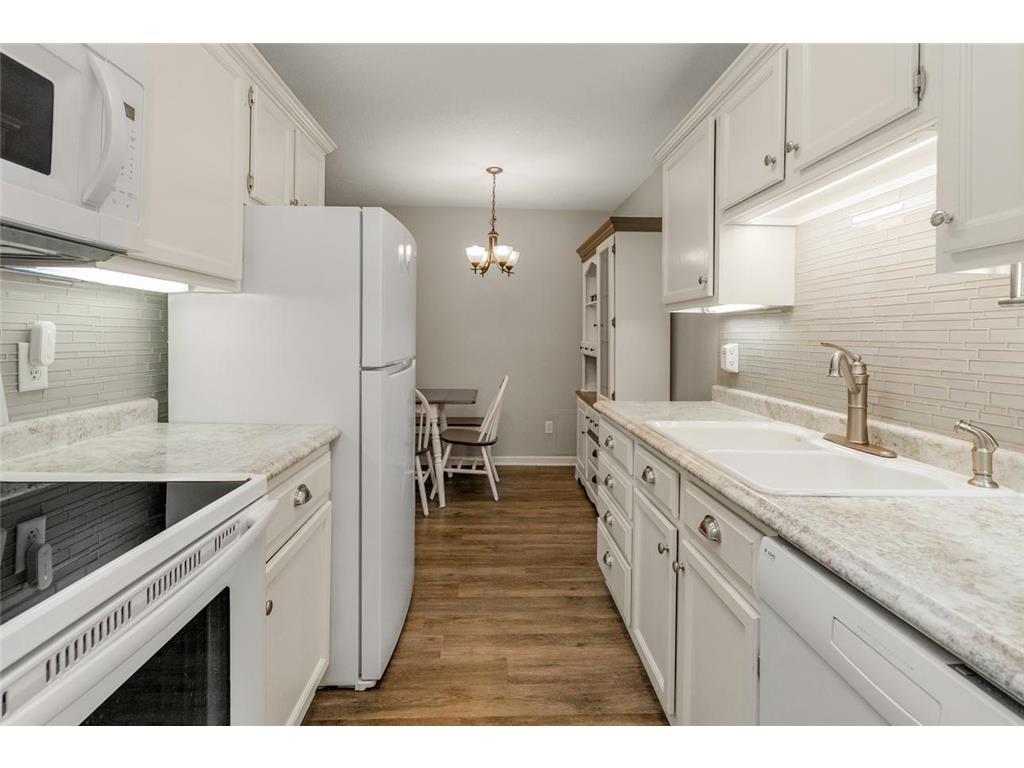 3431 Kent Street #708 Shoreview MN 55126 - Owasso 7085385 image9