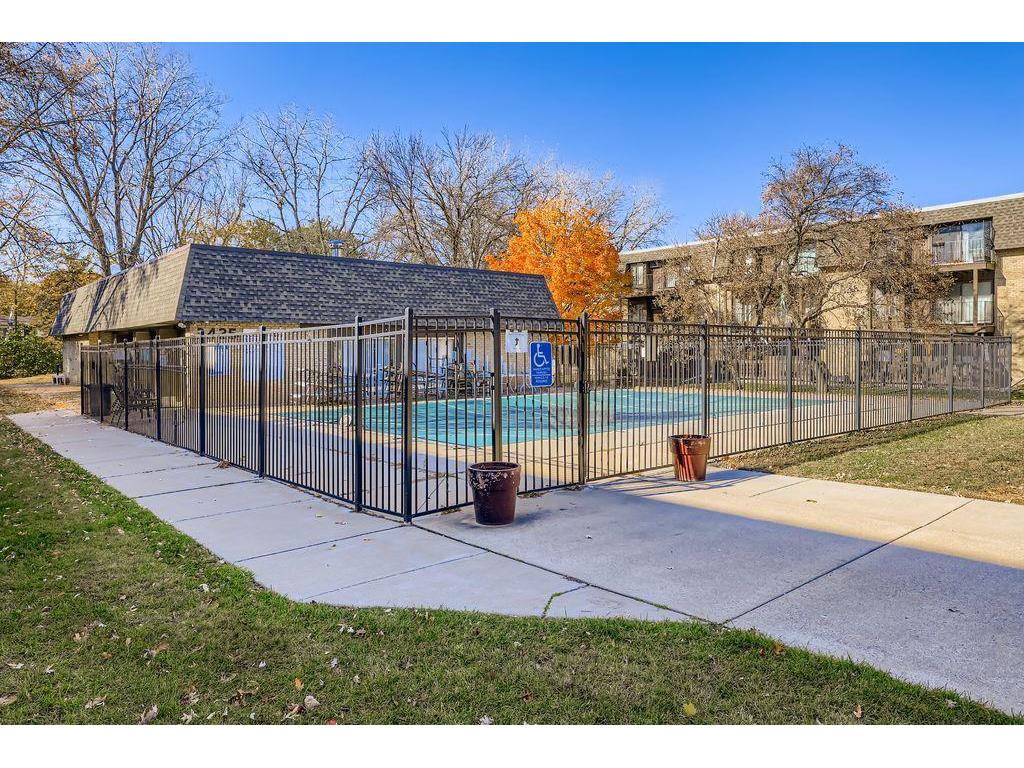 3431 Kent Street #813 Shoreview MN 55126 - Owasso 6815053 image17