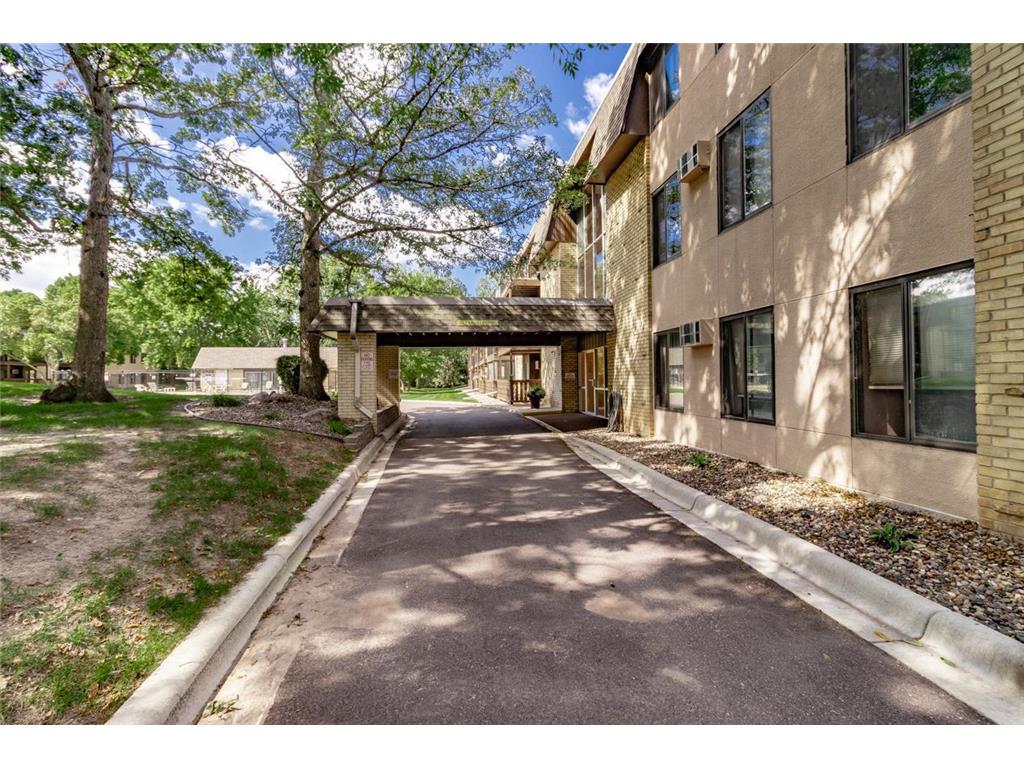 3431 Kent Street #908 Shoreview MN 55126 - Owasso 6466793 image1