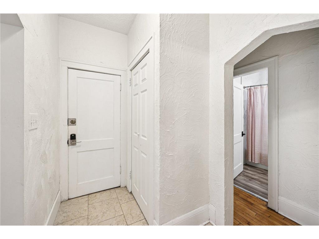 3432 Girard Avenue S Minneapolis MN 55408 6810757 image18