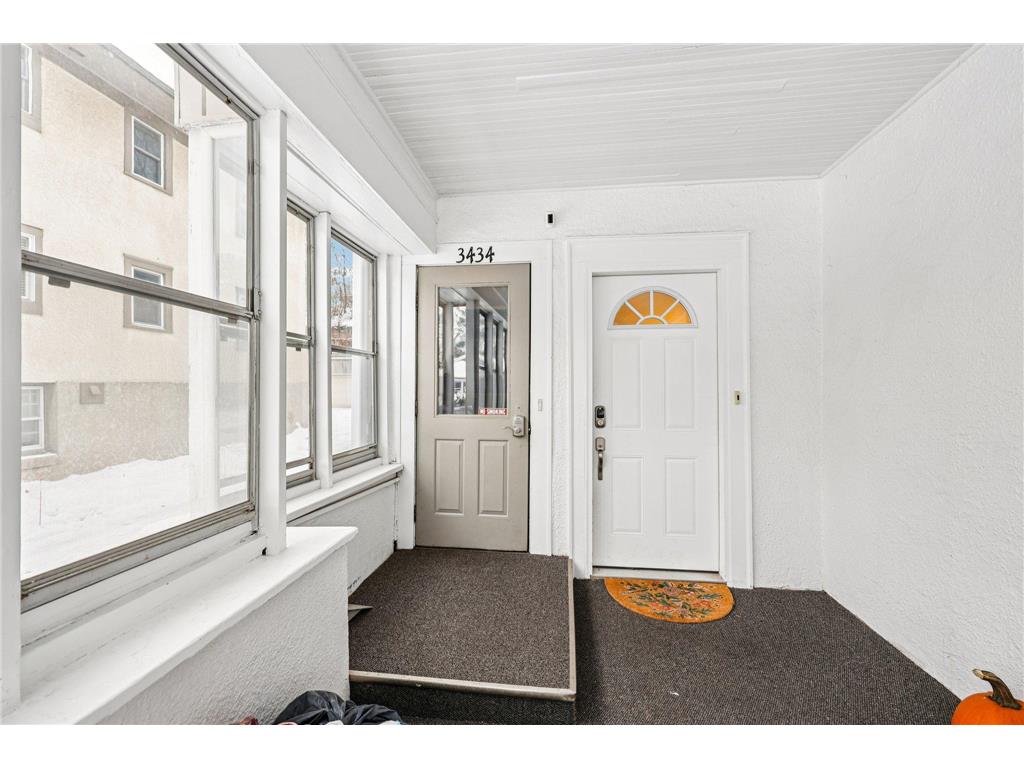 3432 Girard Avenue S Minneapolis MN 55408 6810757 image4
