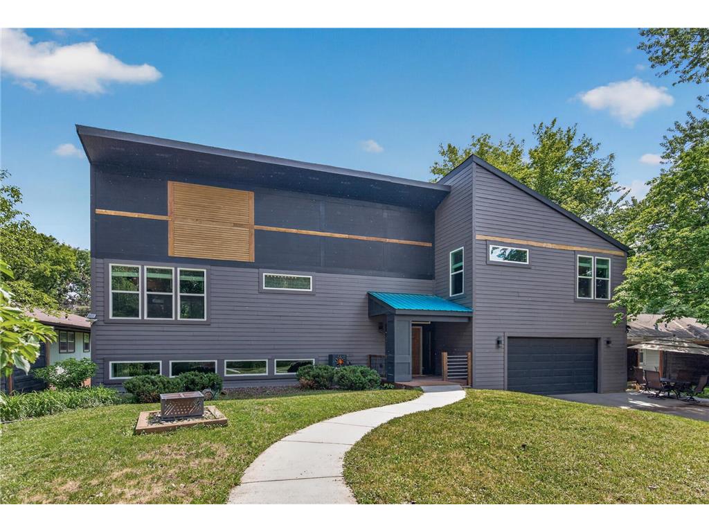 3432 Kyle Avenue N Crystal MN 55422 7088313 image1