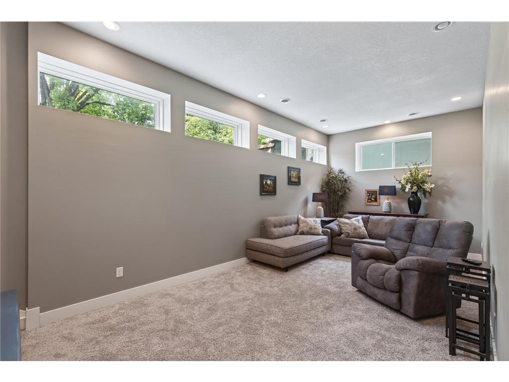 3432 Kyle Avenue N Crystal MN 55422 7088313 image25