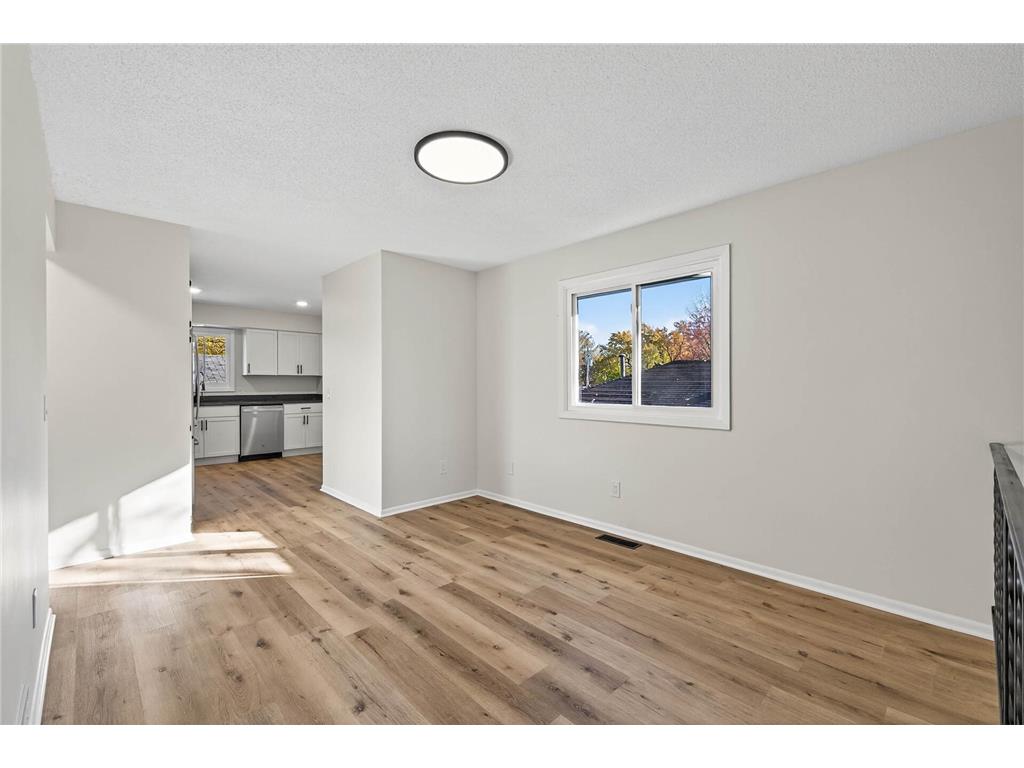 3432 Lee Avenue N Crystal MN 55422 6814712 image9