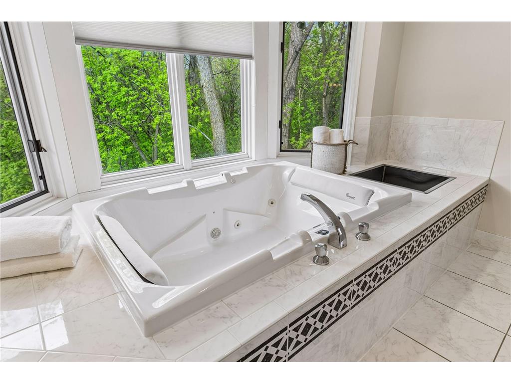 3435 Oakton Drive Minnetonka MN 55305 7106348 image32