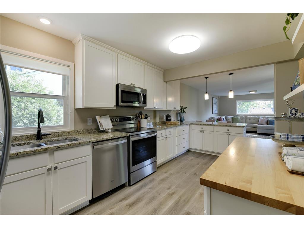 3435 Zenith Avenue N Robbinsdale MN 55422 7068692 image17