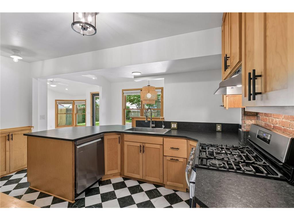 3436 Quebec Avenue S Saint Louis Park MN 55426 7094170 image10