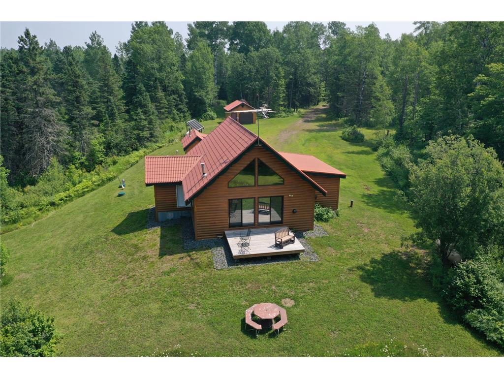 3437 Blueberry Hill Rd. Two Harbors MN 55616 6670887 image1