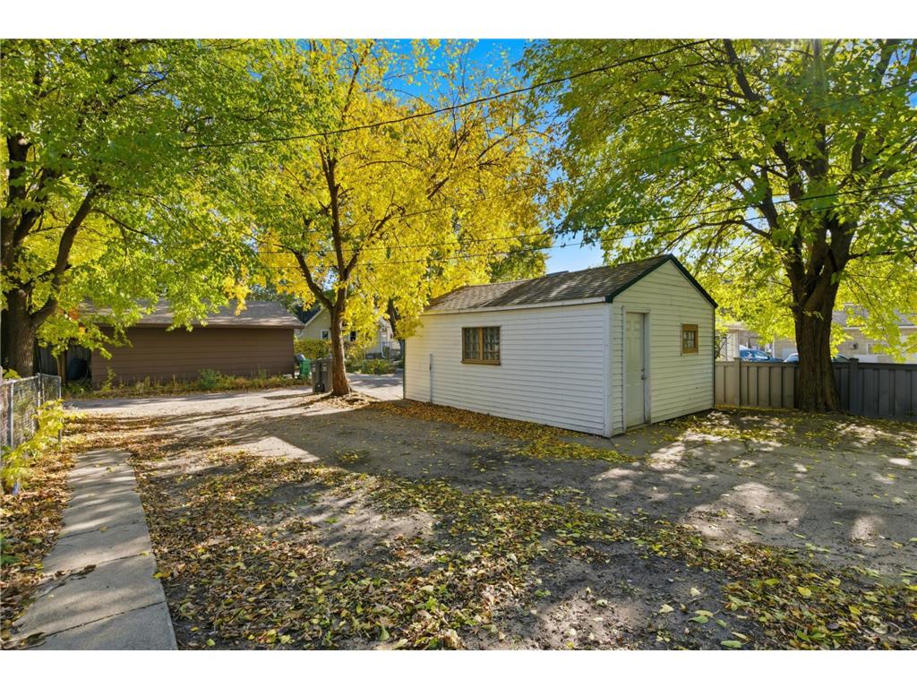 3437 Cedar Avenue S Minneapolis MN 55407 6809739 image26
