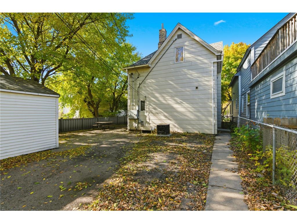 3437 Cedar Avenue S Minneapolis MN 55407 6809739 image27