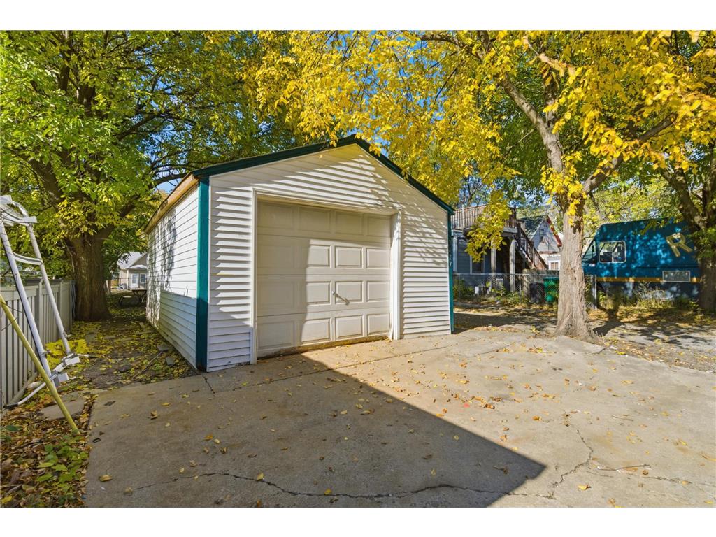 3437 Cedar Avenue S Minneapolis MN 55407 6809739 image28