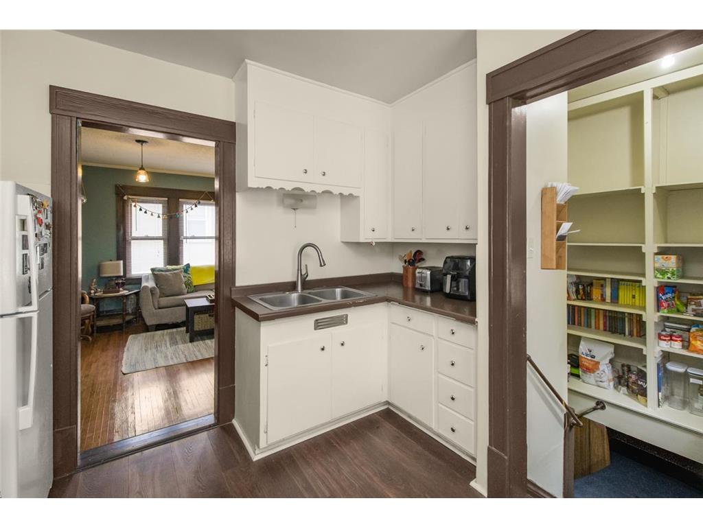 3438 Knox Avenue N Minneapolis MN 55412 7056027 image14