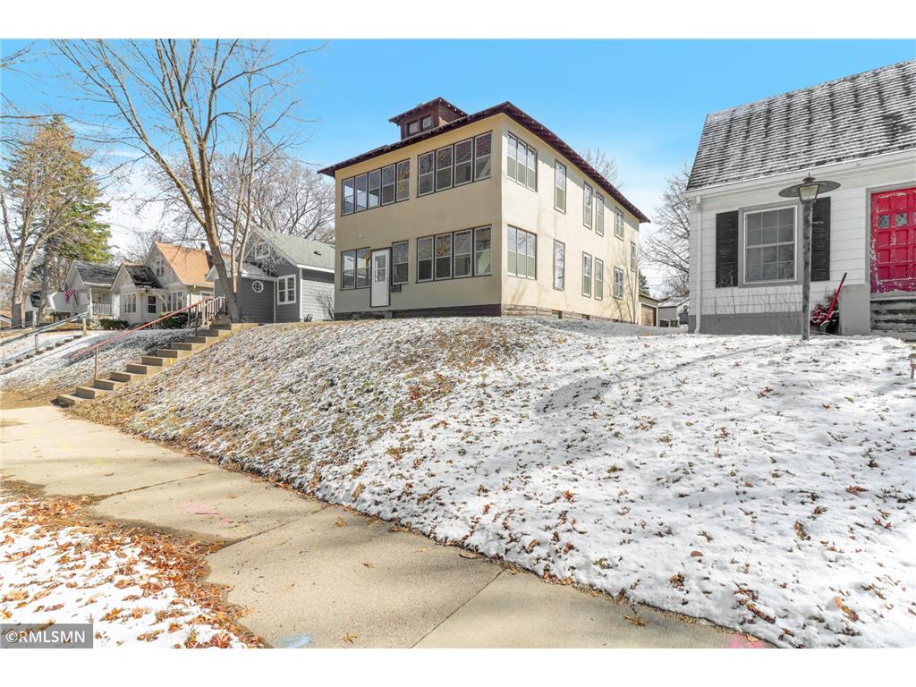 3438 Russell Avenue N Minneapolis MN 55412 6692353 image1