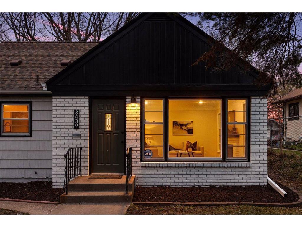 3439 Queen Avenue N Minneapolis MN 55412 6363298 image1