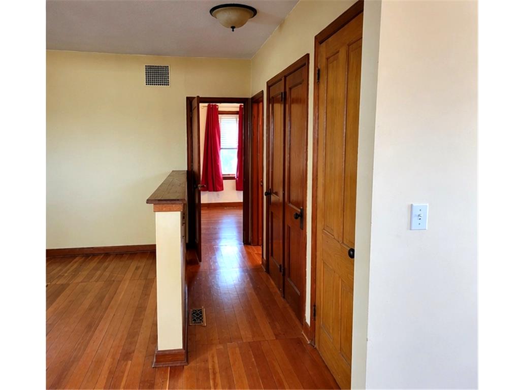 344 NE 1st Street Belle Plaine MN 56011 7060946 image9