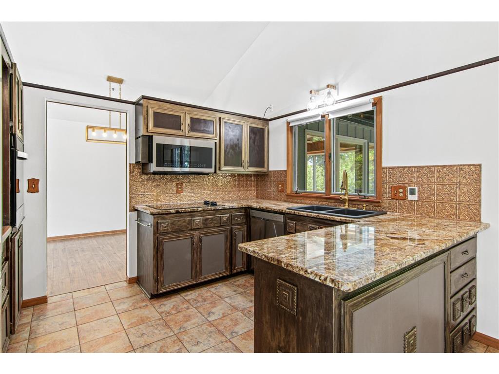 344 Thompson Avenue W West Saint Paul MN 55118 7067389 image14