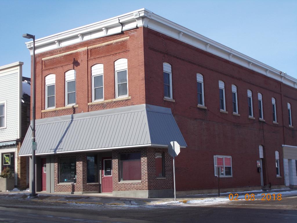 344 W Main Street, Ellsworth, WI, 54011 MLS 4907523 Edina Realty