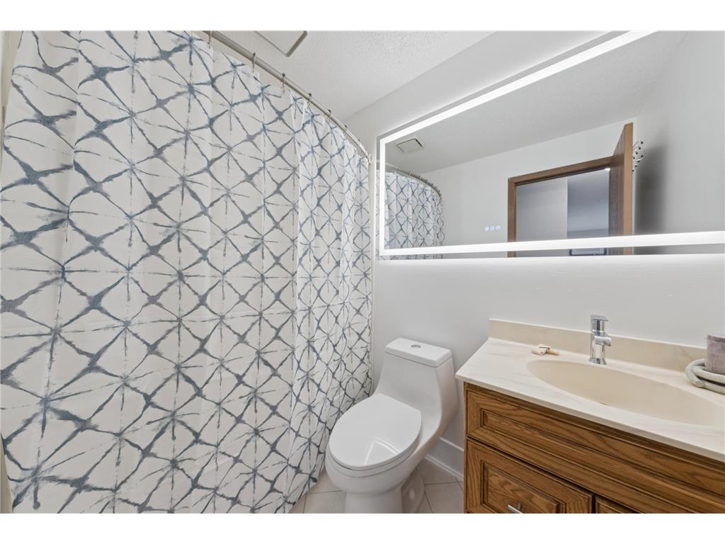3440 Golfview Drive #121 Eagan MN 55123 7008221 image12