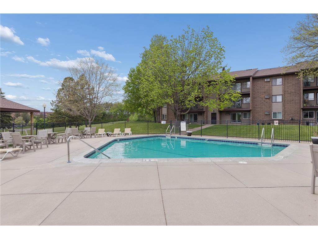 3440 Golfview Drive #121 Eagan MN 55123 7008221 image18