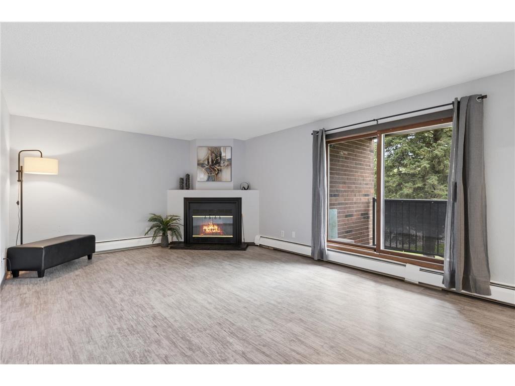 3440 Golfview Drive #121 Eagan MN 55123 7008221 image4