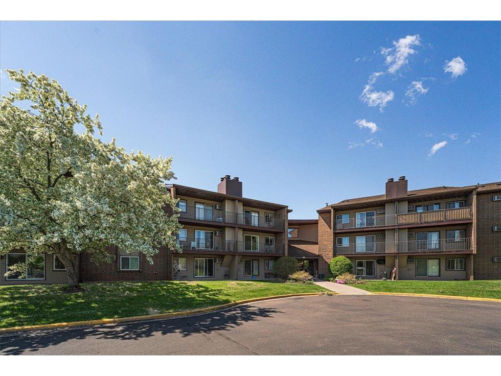 3440 Golfview Drive #315 Eagan MN 55123 7076015 image1